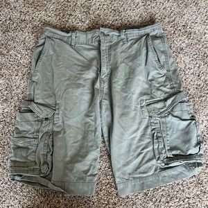 Size 33 GAP Cargo Shorts